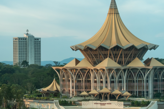 SEMENGGOH WILDLIFE + JONG’S CROCODILE + COFFEE (1 DAY TOUR)